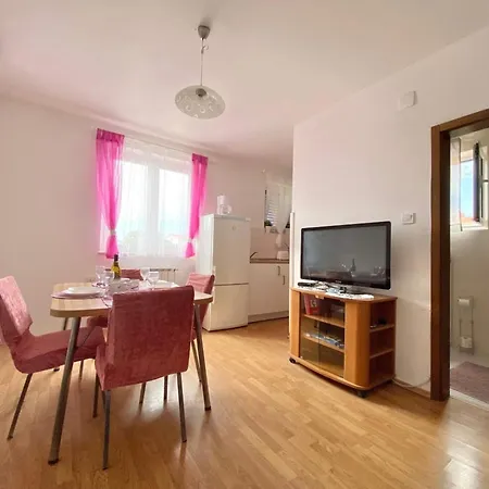 Xenia Krk Guest house 3*